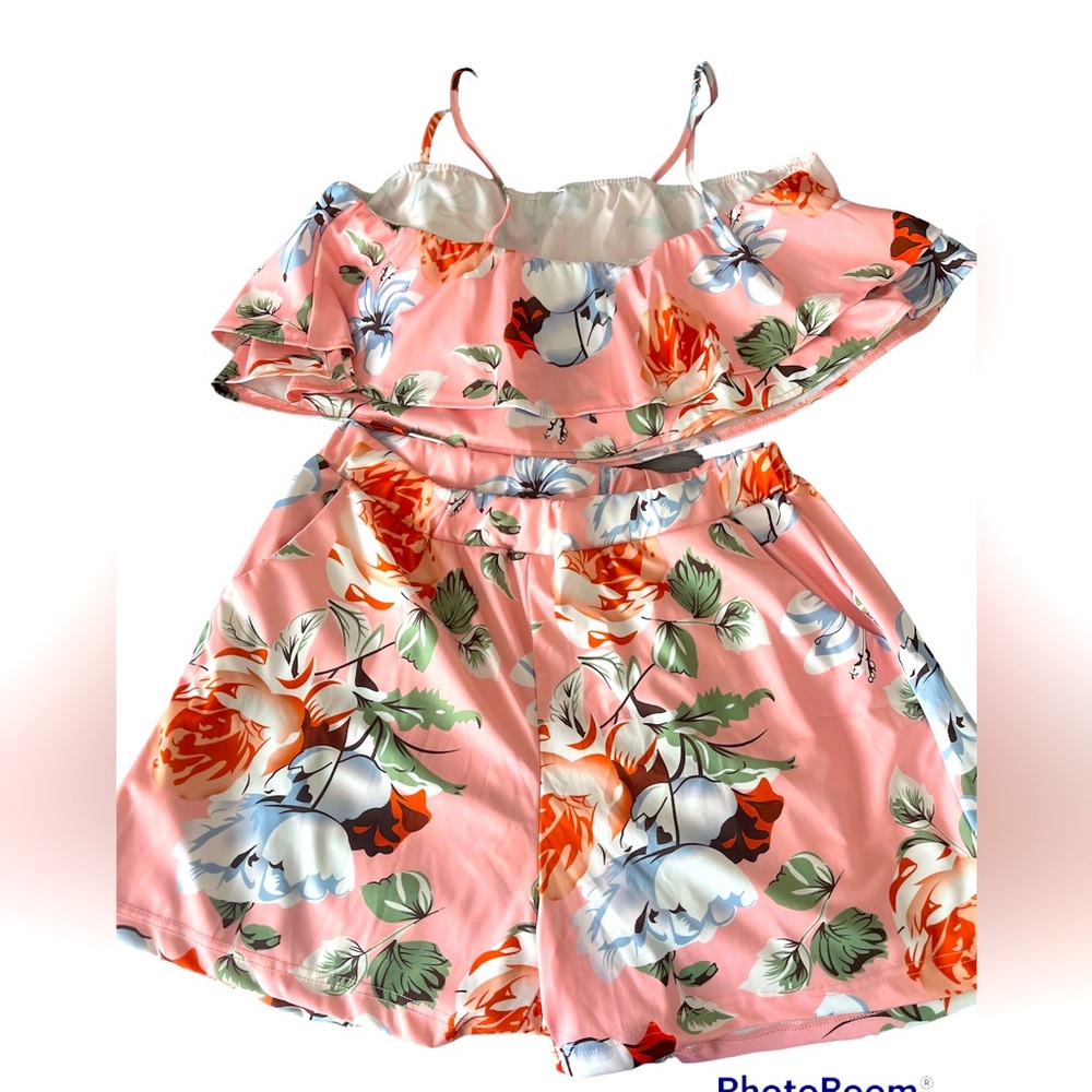 Floral crop top cami and shorts